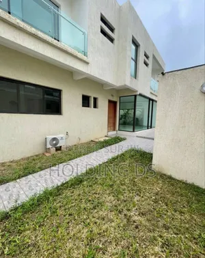 Furnished 5chbre Duplex dans Location Immobilière, Cocody à Vendre