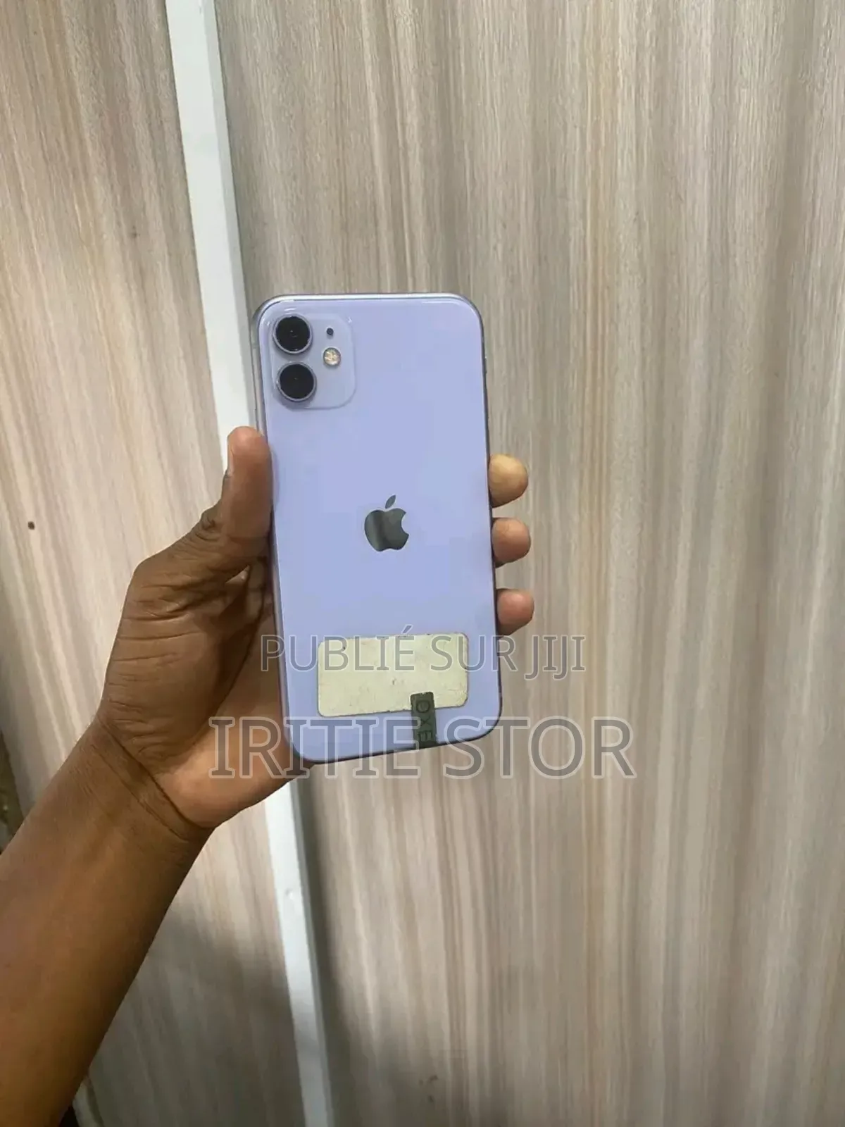 Apple iPhone 11 64 GB Violet