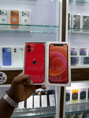 Photo - Apple iPhone 12 128 GB Rouge