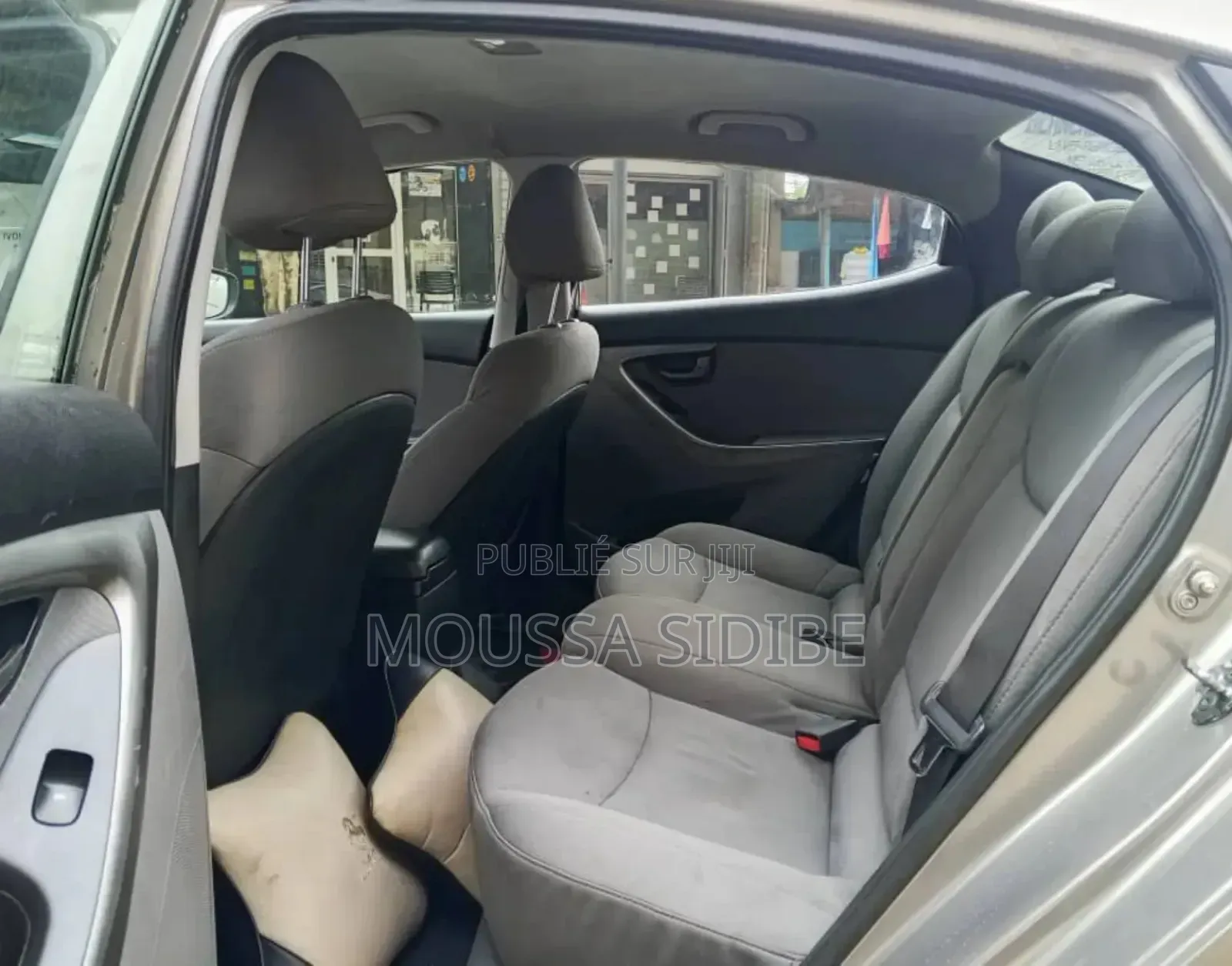 Hyundai Elantra Limited 2012 Gris