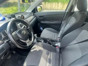 Suzuki Vitara 2020 Gris