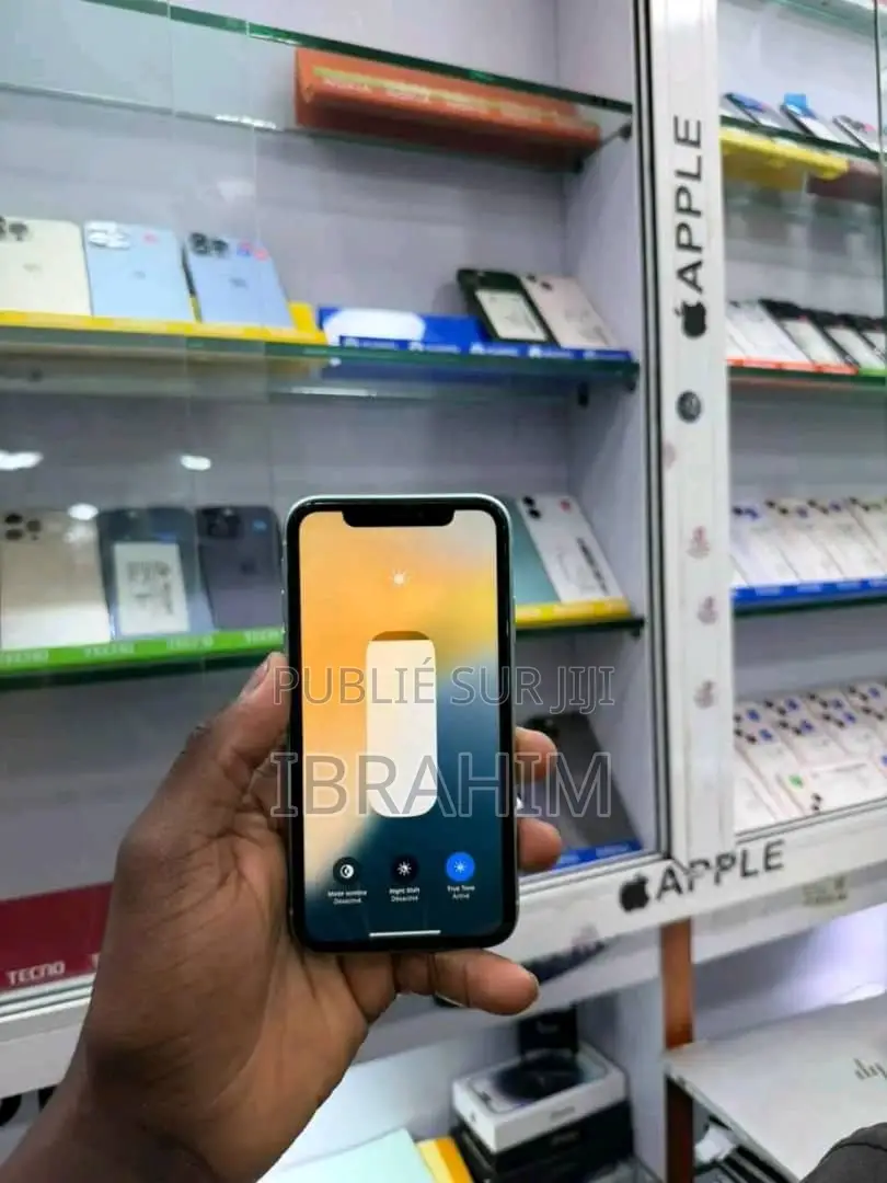 Apple iPhone 11 128 GB Vert