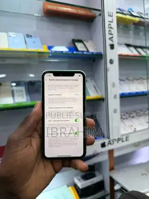 Apple iPhone 11 128 GB Vert