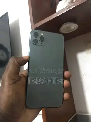 Apple iPhone 11 Pro Max 64 GB Black