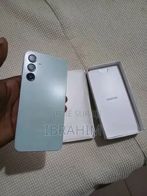 Samsung Galaxy A16 128 GB Gris