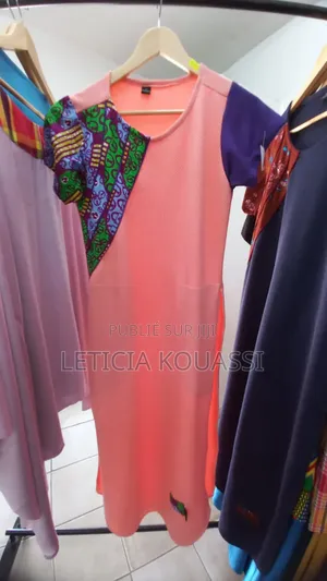 Vêtements De Bonne Qualité Chez Nous À La Route Des Épices