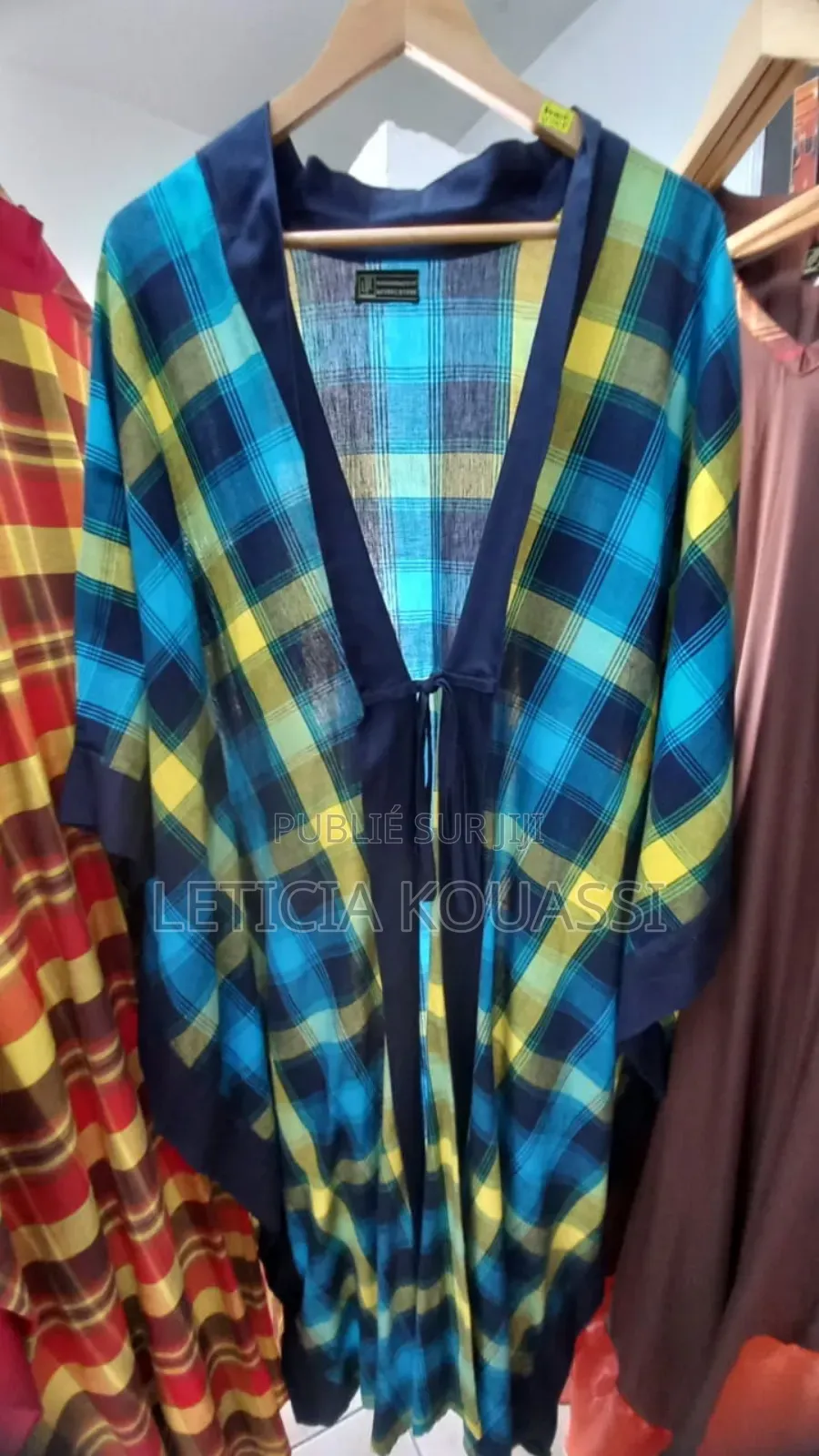 Vêtements De Bonne Qualité Chez Nous À La Route Des Épices