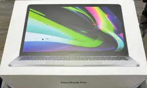 Ordinateur Portable Apple MacBook Pro 2022 M2 16GB Apple M2 SSD 256GB