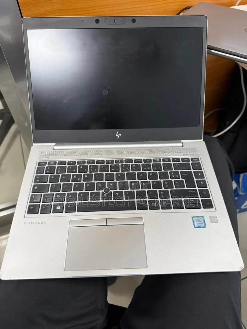 Ordinateur Portable HP EliteBook 840 16GB Intel Core I7 SSD 512GB