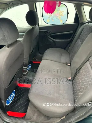 Ford Focus Clipper 2002 Vert