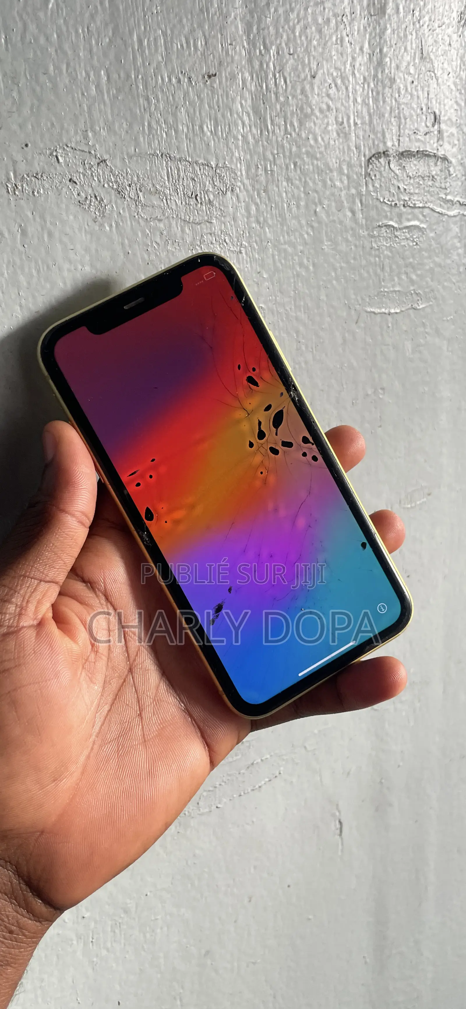 Apple iPhone 11 64 GB Jaune