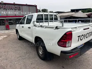 Toyota Hilux 2020 Blanc