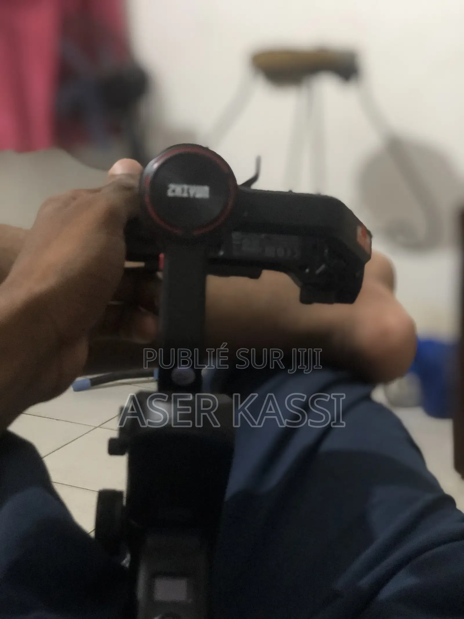 Stabilisateur Zhiyun Weebill D’Occasion En Bon État