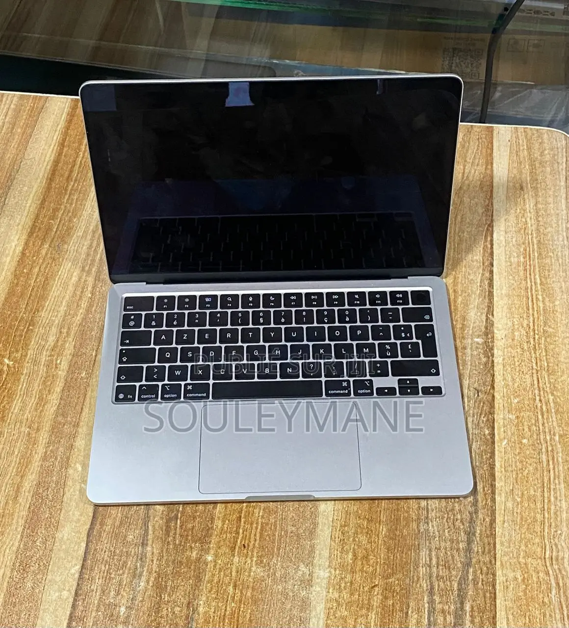 Apple MacBook Air 2025 M4 13-Inch 16GB Apple M4 SSD 256GB