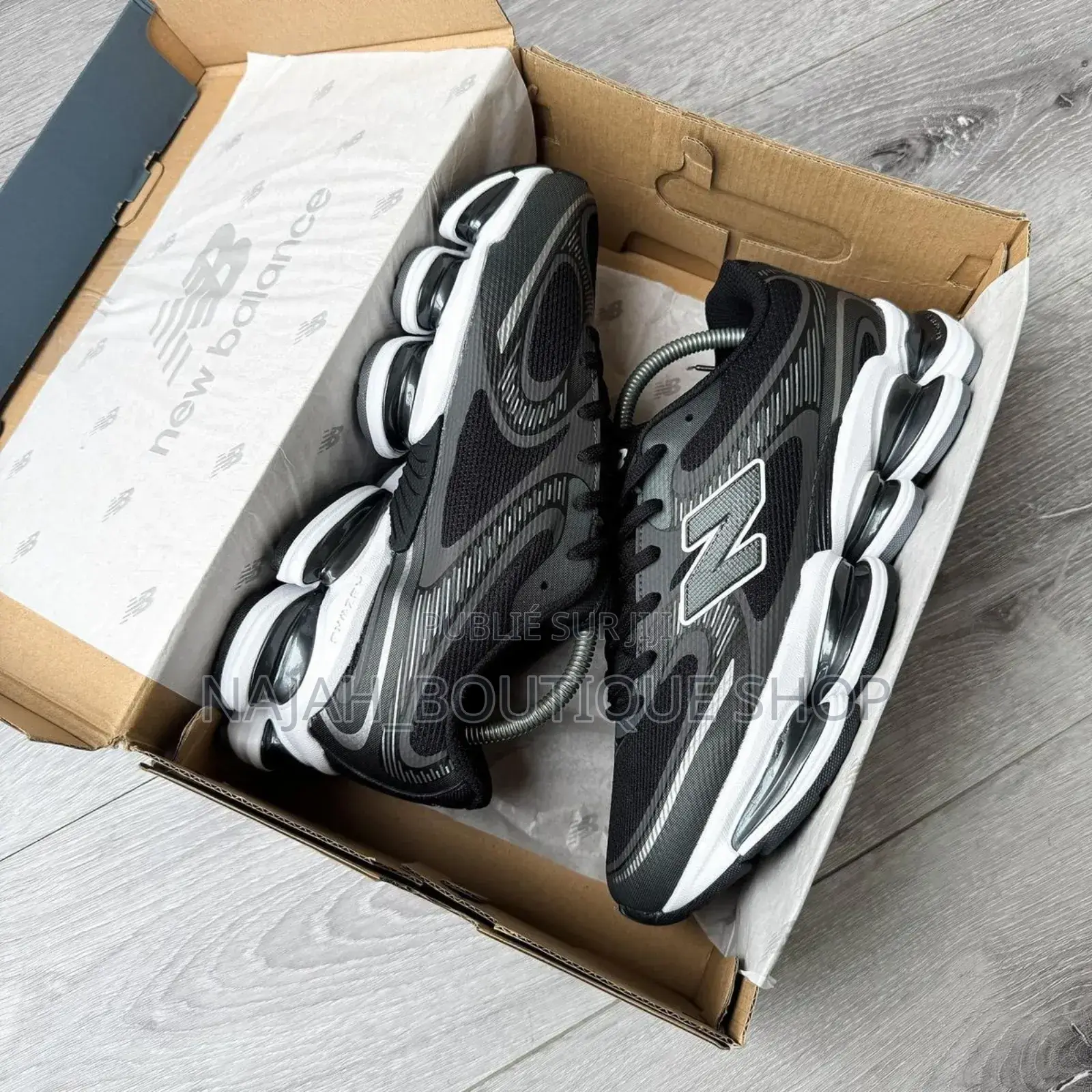 New Balance 9060