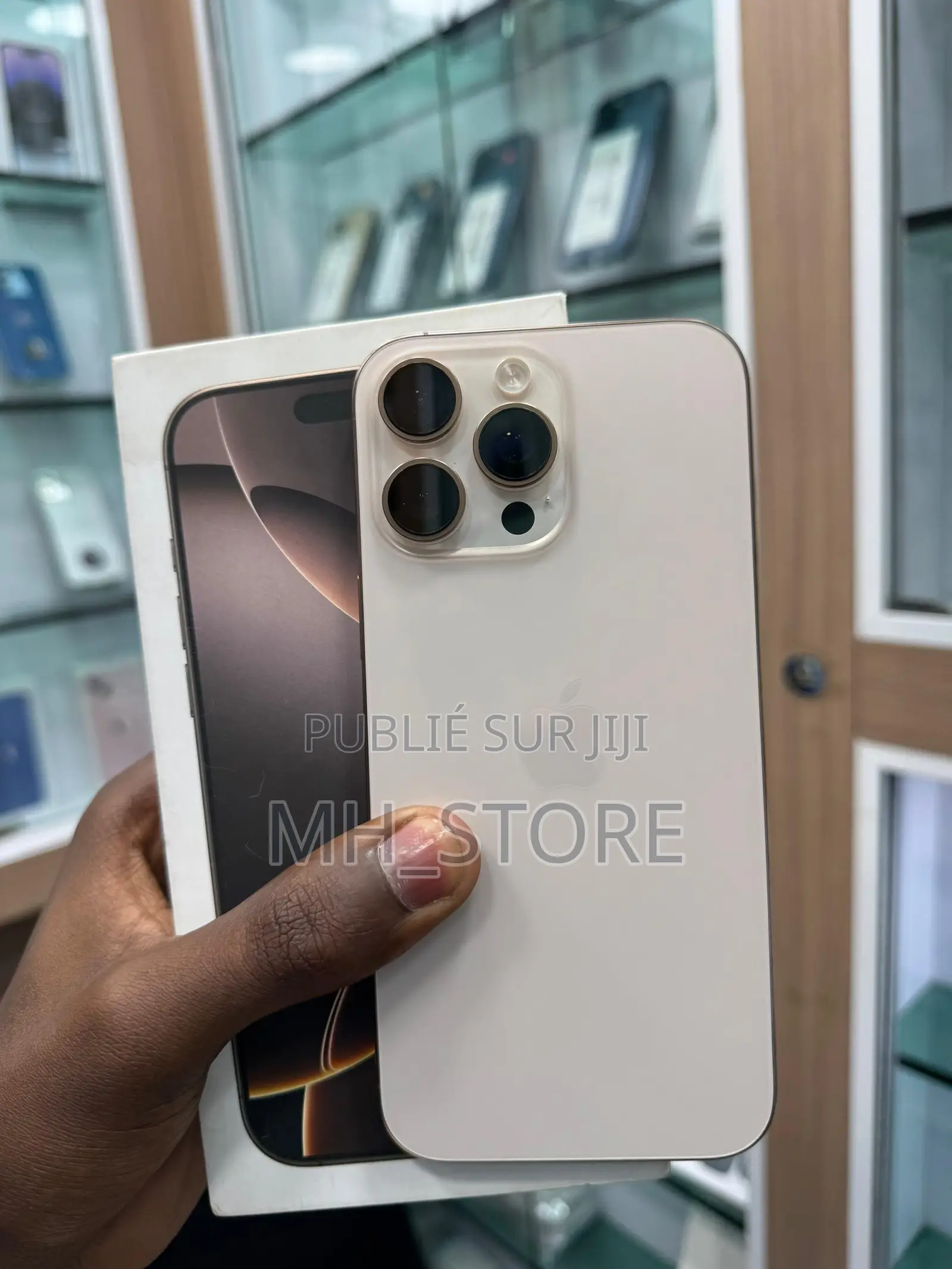 Apple iPhone 16 Pro Max 256 GB Or rose