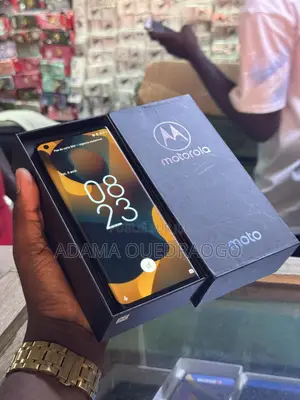 New Motorola Edge Plus 256 GB Violet