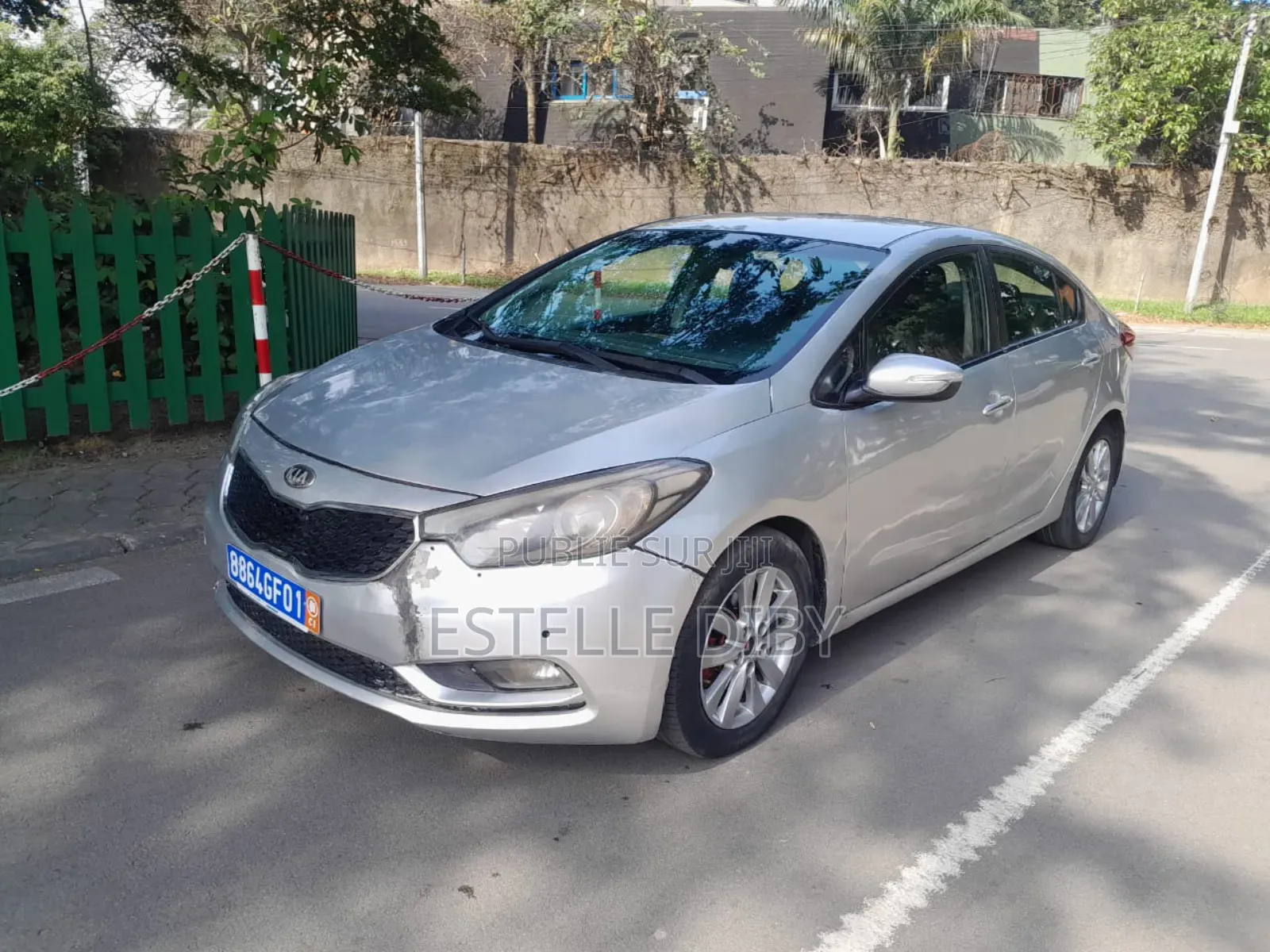 Kia Cerato 2013 Gris