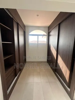 6chbre Duplex dans Norgo, Cocody à Vendre