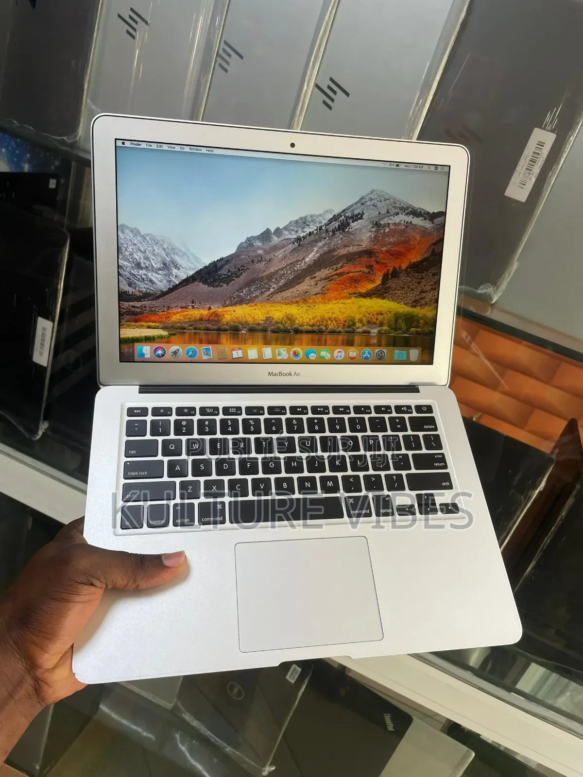 New Ordinateur Portable Apple MacBook 2014 4GB Intel Core I7 HDD 128GB