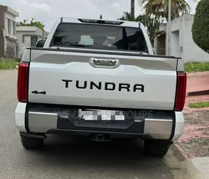 New Toyota Tundra 2024 Blanc