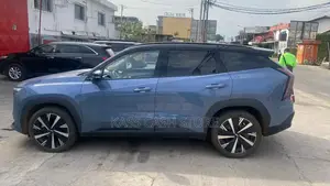 Geely Azkarra 2025 Bleu