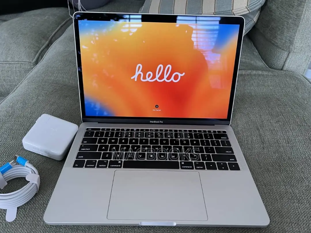 New Ordinateur Portable Apple MacBook Pro 2017 8GB Intel Core I5 SSD 1T