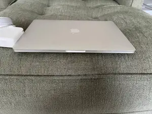 New Ordinateur Portable Apple MacBook Pro 2017 8GB Intel Core I5 SSD 1T