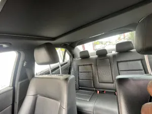 Mercedes-Benz E350 Base 2dr 4Matic Coupe AWD (3.5L 6cyl 7A) 2012 Black