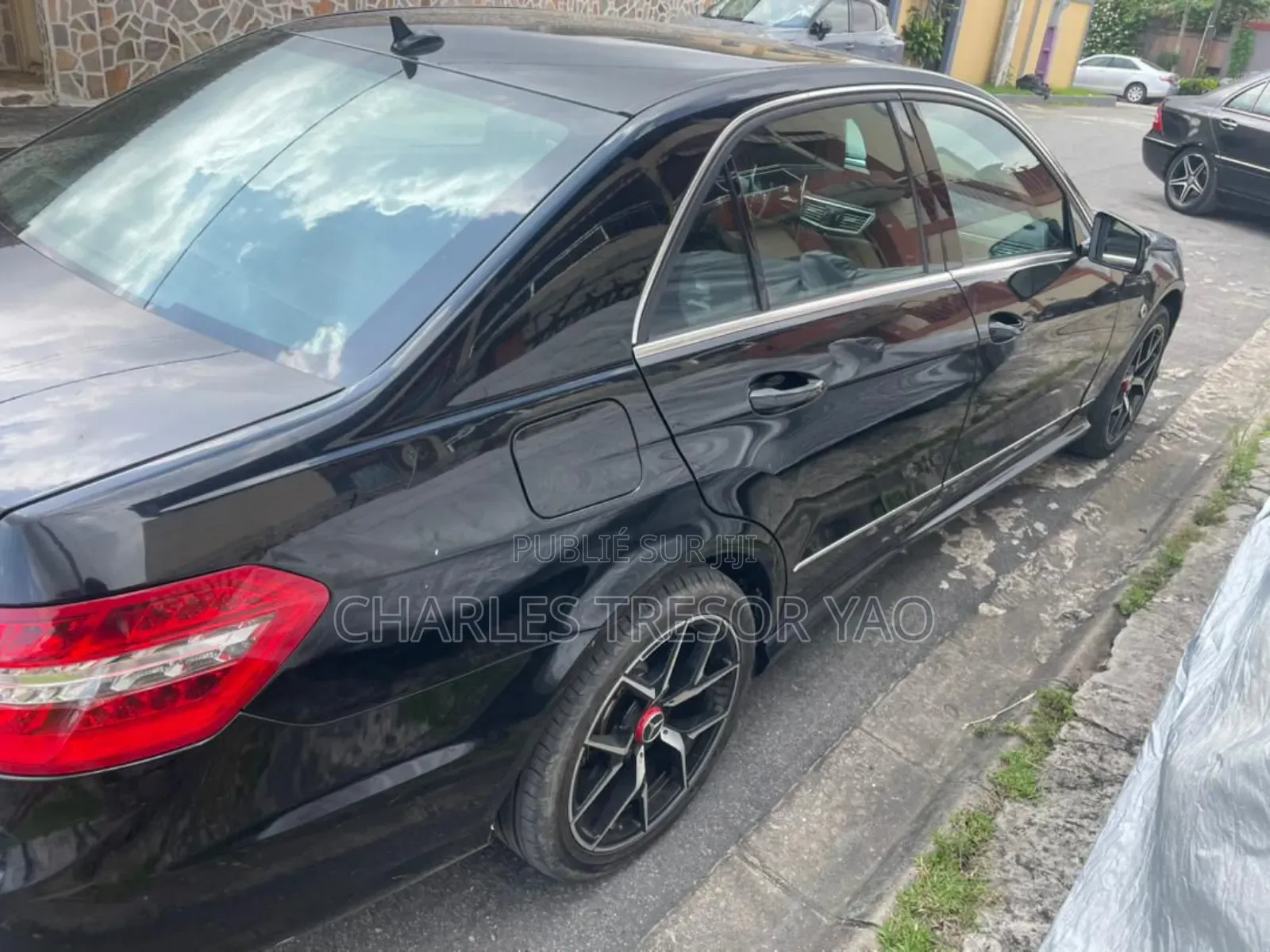 Mercedes-Benz E350 Base 2dr 4Matic Coupe AWD (3.5L 6cyl 7A) 2012 Black