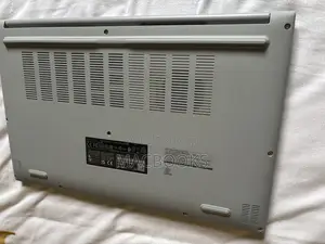 New Ordinateur portable Asus 16GB AMD Ryzen 5 SSD 512GB