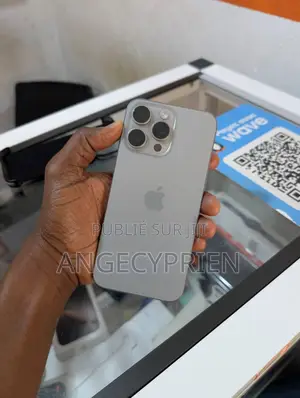 Photo - Apple iPhone 15 Pro Max 256 GB Gris