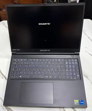 New Ordinateur Portable Gigabyte Sabre 17-G8 16GB Intel Core I7 SSD 1T