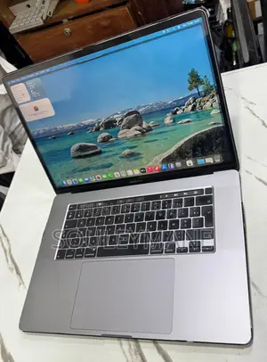 Ordinateur Portable Apple MacBook 2019 32GB Intel Core I9 SSD 512GB