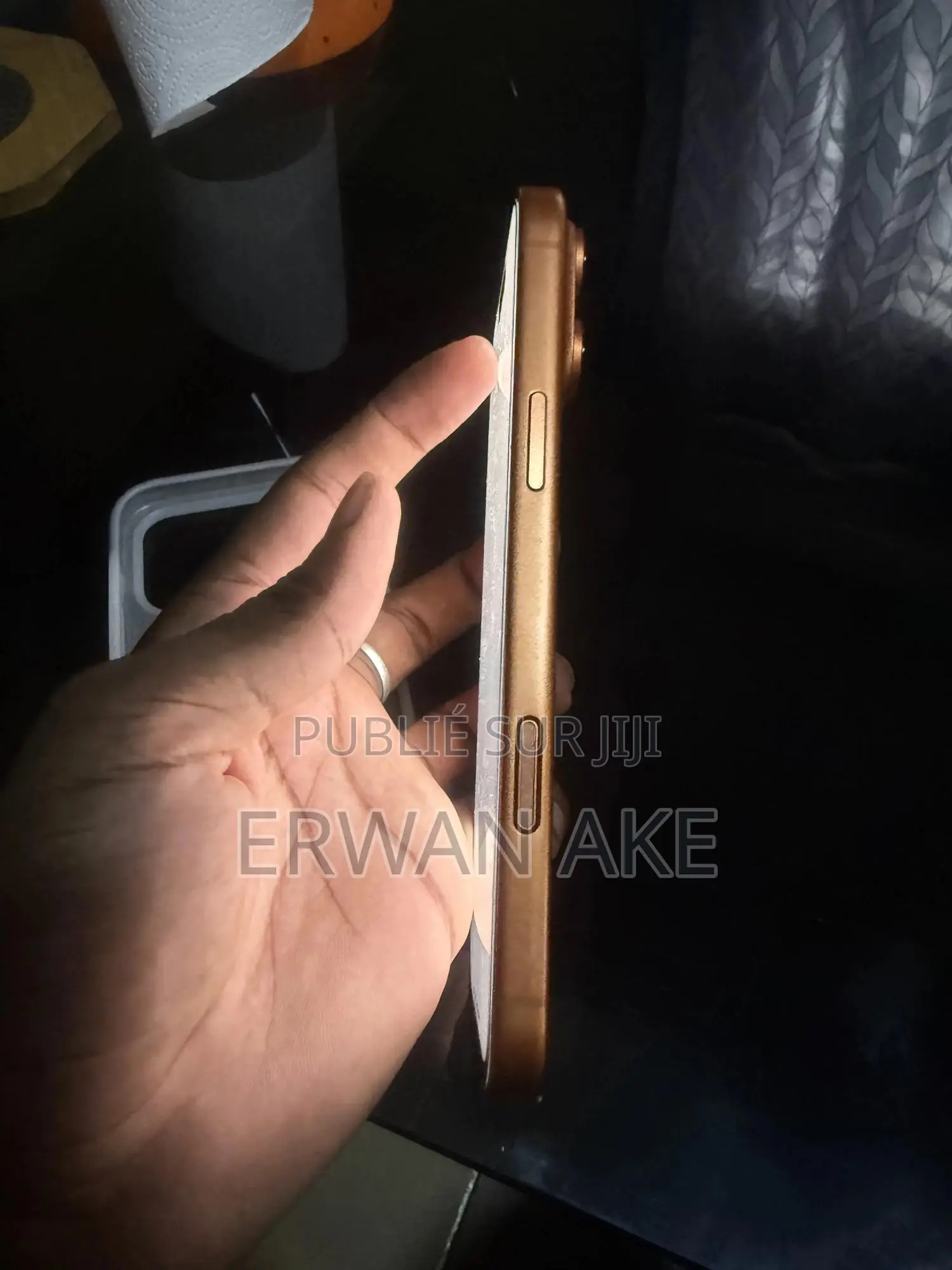 New Apple iPhone 17 Pro Max 1 TB Orange