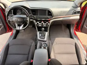 Hyundai Elantra ECO 2020 Orange