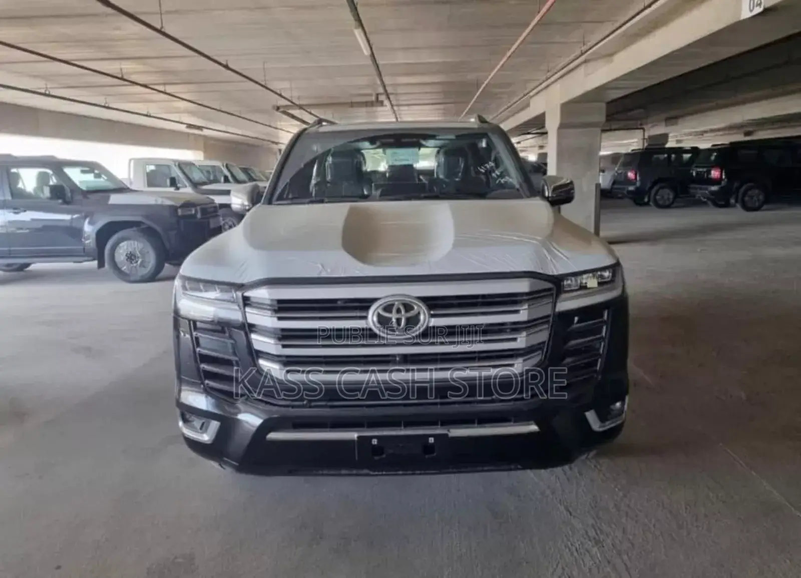 Neuf Toyota Land Cruiser 2026 Noir