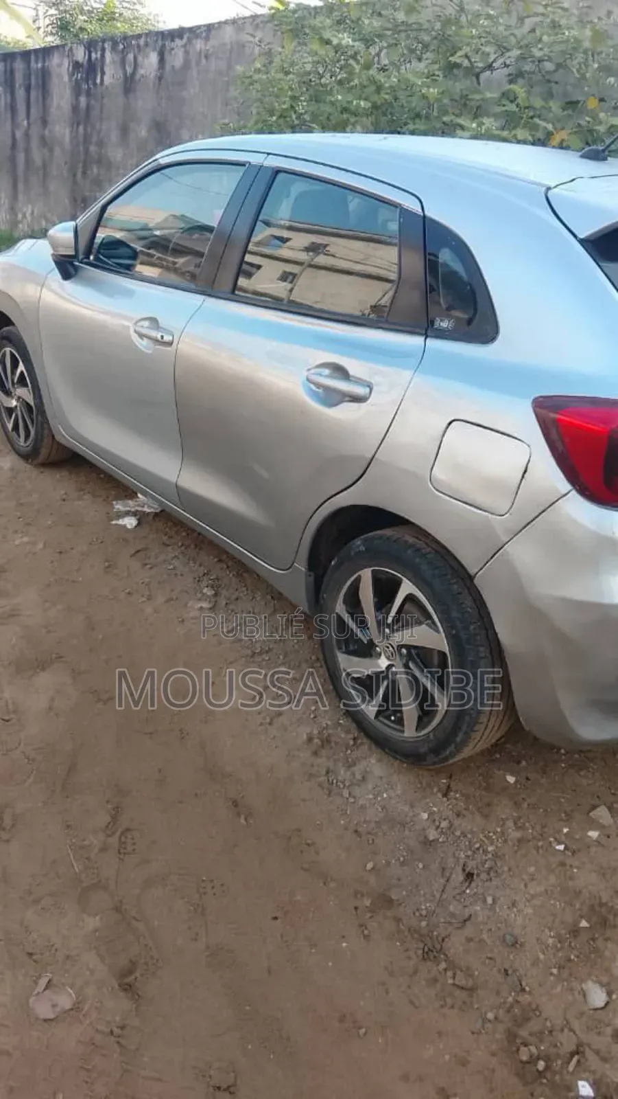 Toyota Starlet 2023 Gris