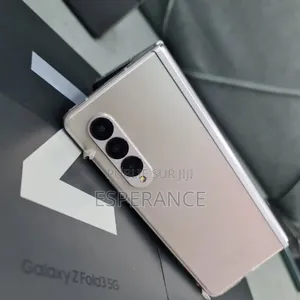 Photo - New Samsung Galaxy Z Fold 3 256 GB Black