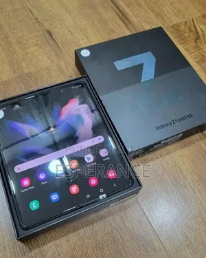 New Samsung Galaxy Z Fold 3 256 GB Black