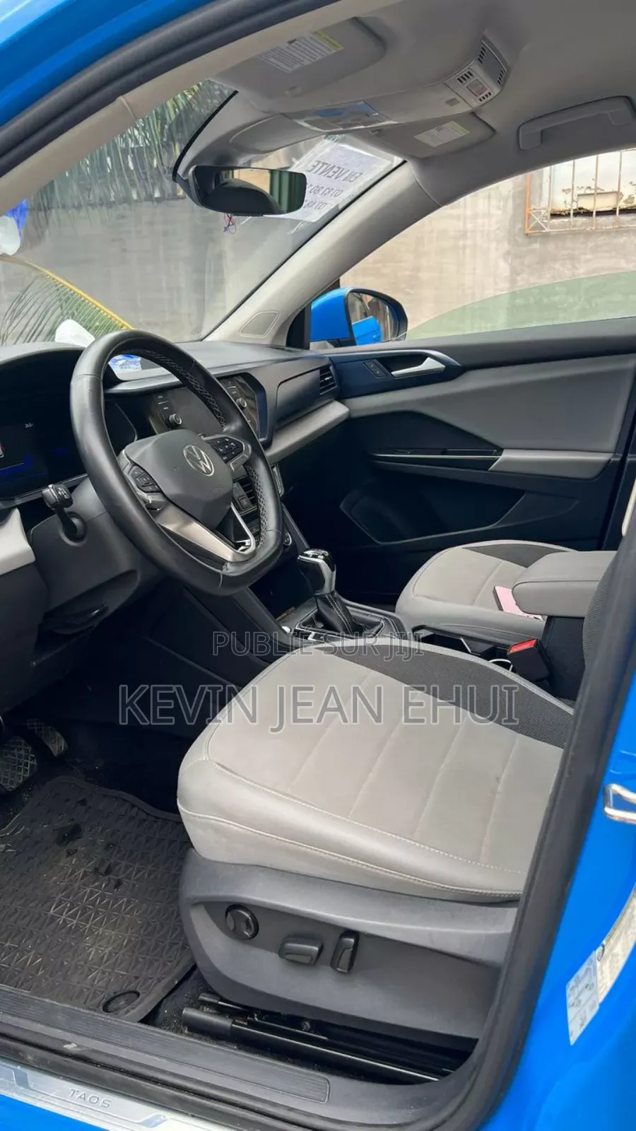 Volkswagen Touareg 2022 Blue