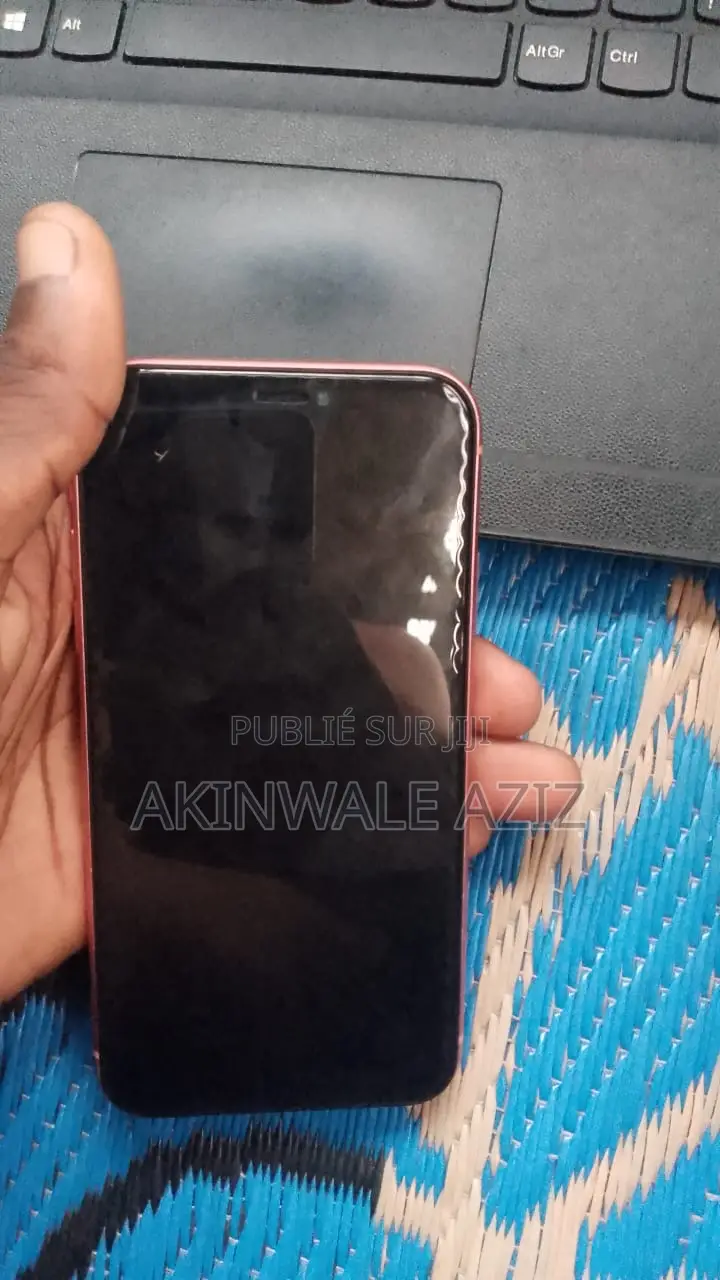 Apple iPhone XR 64 GB Rose