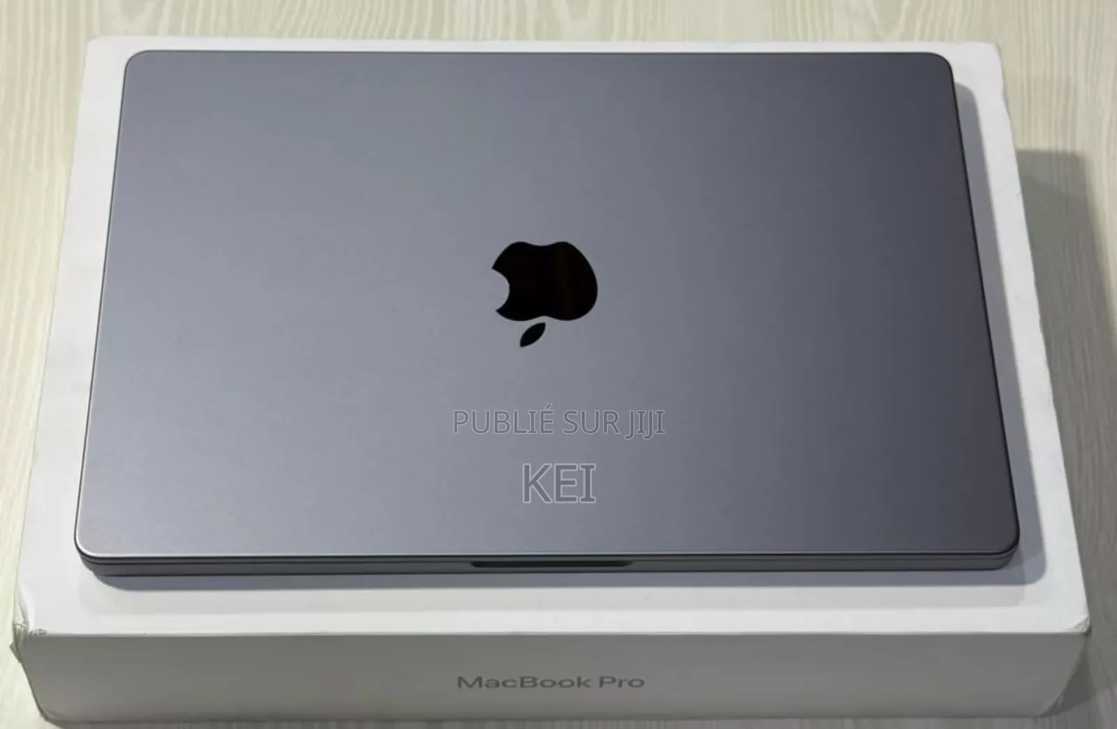 New Apple MacBook Pro 2023 M3 14-Inch 8GB Apple M3 SSD 1T