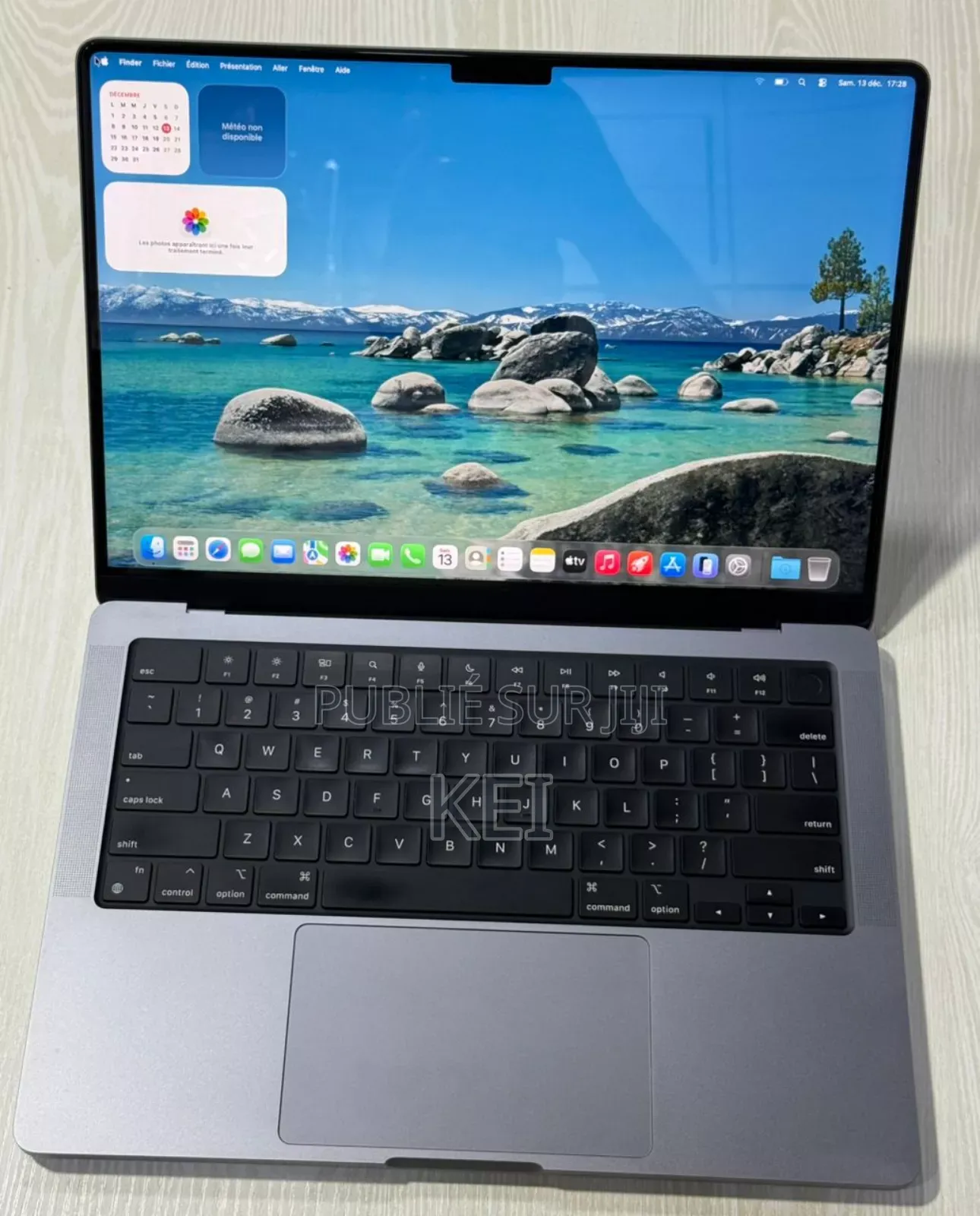 New Apple MacBook Pro 2023 M3 14-Inch 8GB Apple M3 SSD 1T