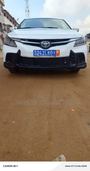 Photo - Toyota Starlet 2023 Blanc