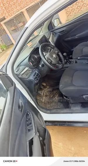 Toyota Starlet 2023 Blanc