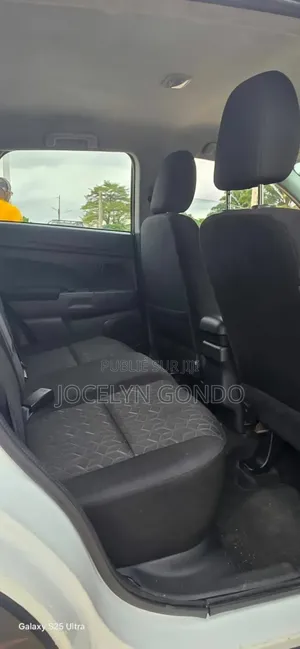 Mitsubishi RVR 2023 Blanc