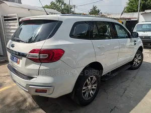 Ford Everest 2019 Blanc