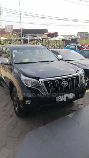 Photo - Toyota Land Cruiser Prado 2016 Black