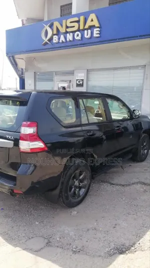 Toyota Land Cruiser Prado 2016 Black